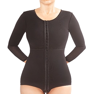 گن بعد از جراحی لیپوماتیک تمام بدن زنانه شورتی مدیک Medic کد 5010